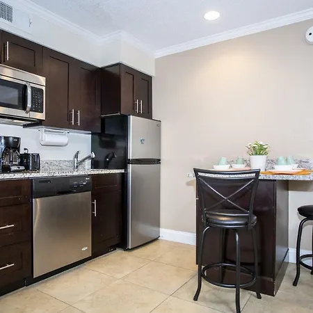 1 Bedroom Apartment Just 10 Minutes From Disney